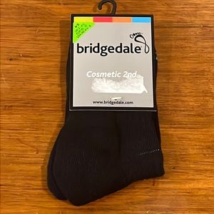 Bridgedale Socks Cosmetic 2nds Size Small US Womens Shoe Size 4.5-6 new black